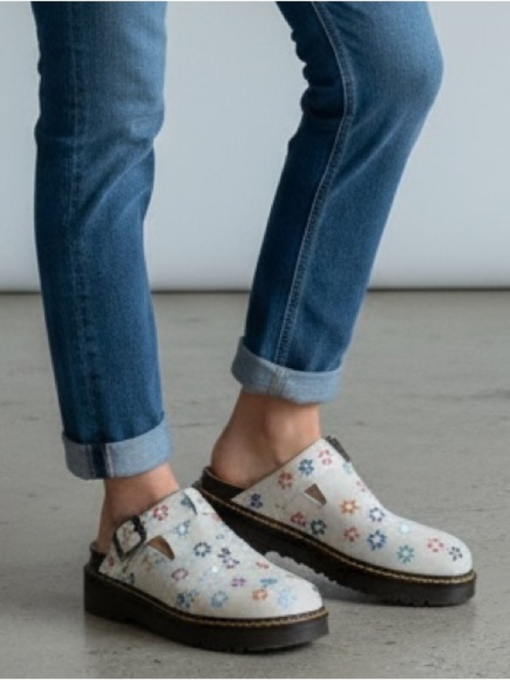 NEW Dr. Martens Carlson Mule Hand Painted Floral Suede Clog Women 9 Custom